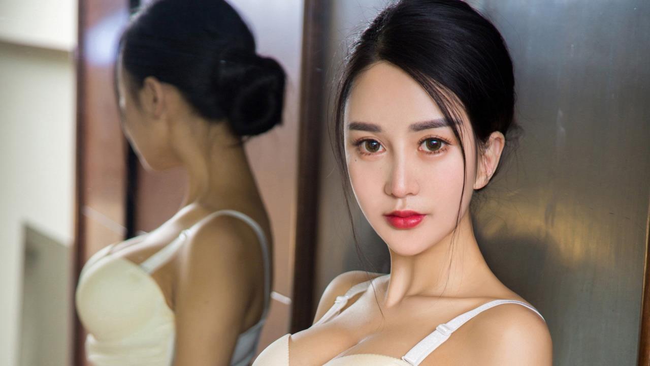 一边做运动一边敷面膜60分钟: 轻松打造健康美肌的秘诀